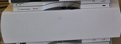 The front of the liquid chromatography stack, with no warning label